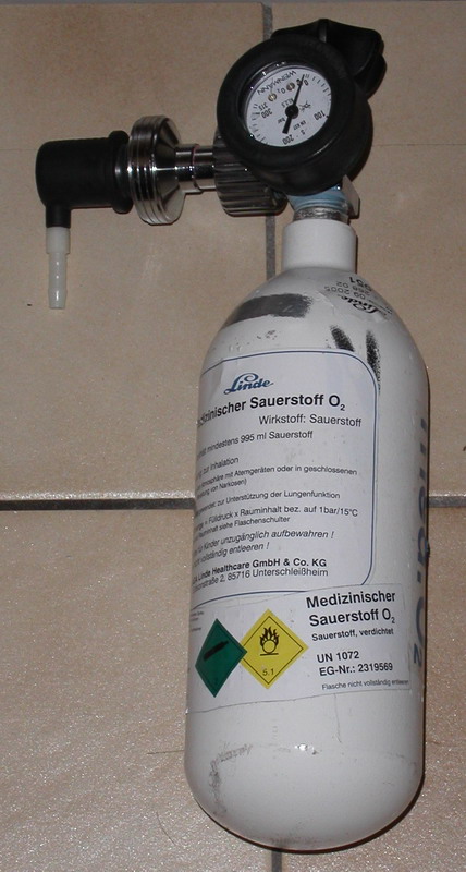 Cilindro portátil de oxigênio medicinal